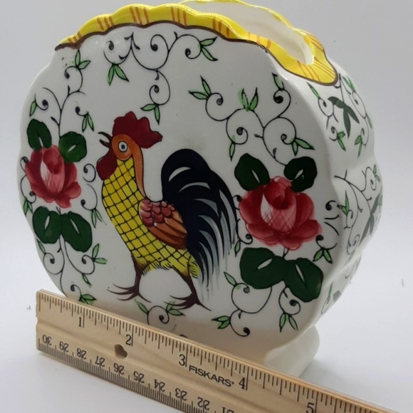 PY Rooster And Roses Planter - Picture 4 of 7